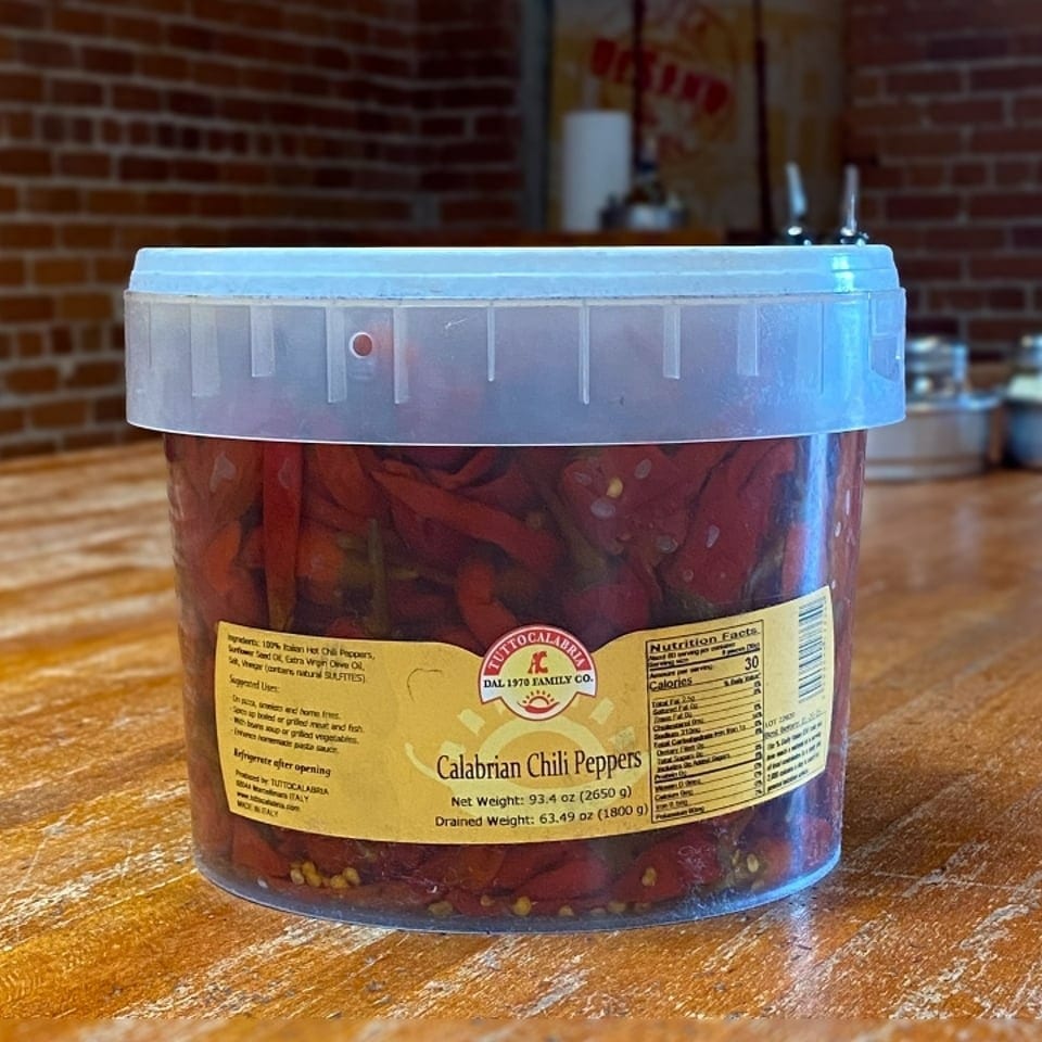 Calabrian Peppers (Tub).