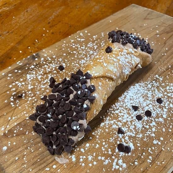 CANNOLI TRE CIOCCOLATI - Serves 8-12.