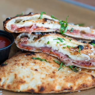 VESUVIO CALZONE